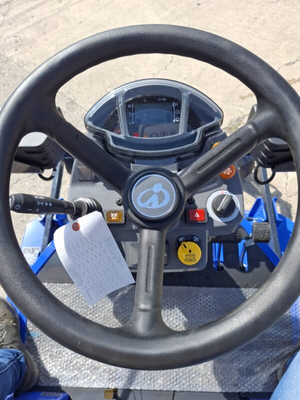 ISEKI SF237 Front Mower - Image 15