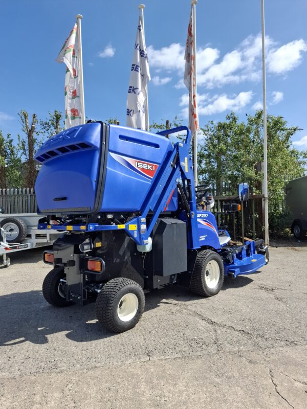 ISEKI SF237 Front Mower - Image 18