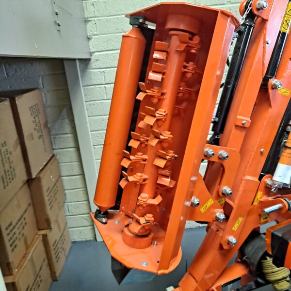 Rinieri BRF Flail Hedge Trimmer - Image 8