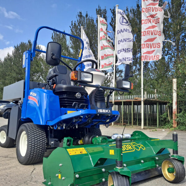 ISEKI SF225 Front Mower - Image 2