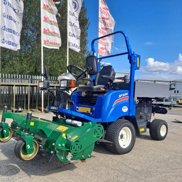 ISEKI SF225 Front Mower - Image 4