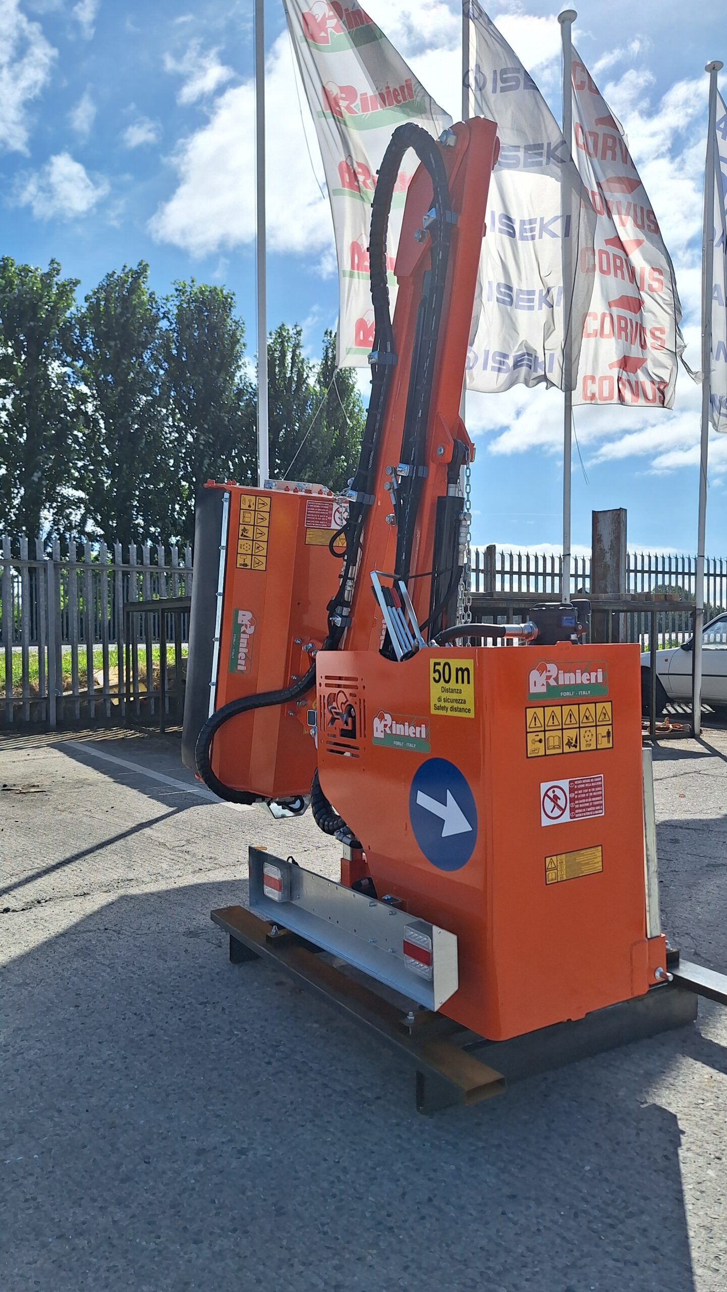 Rinieri BRV Flail Hedge Trimmer - Image 7