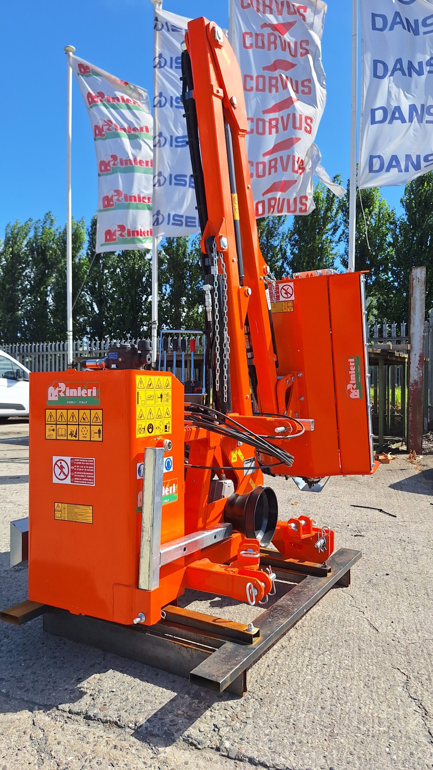 Rinieri BRV Flail Hedge Trimmer - Image 11