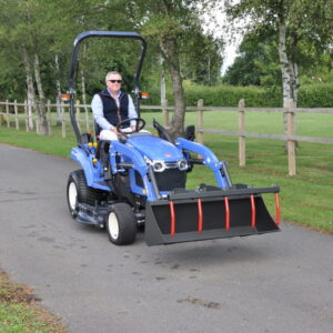 ISEKI TXGS24 Garden Sub-Compact Tractor