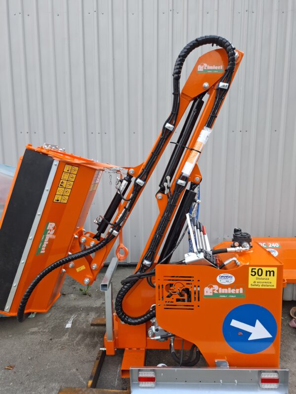 Rinieri BRV Flail Hedge Trimmer - Image 2