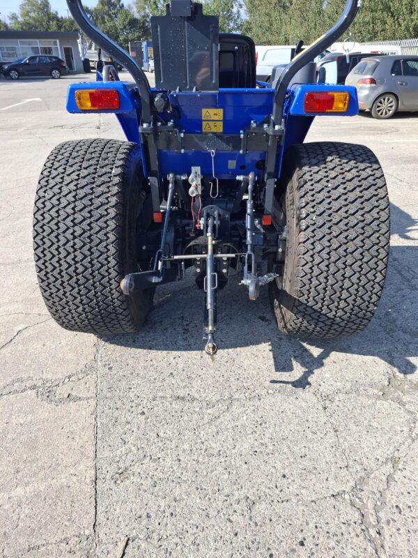 ISEKI TLE Compact Tractor Range - Image 9