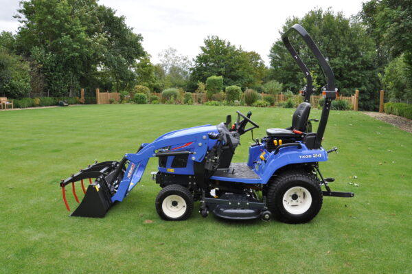 ISEKI TXGS24 Garden Sub-Compact Tractor - Image 5
