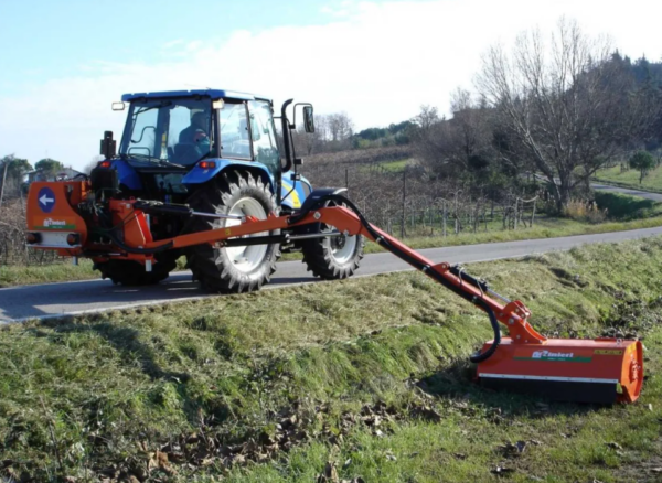 Rinieri BRV Flail Hedge Trimmer - Image 6