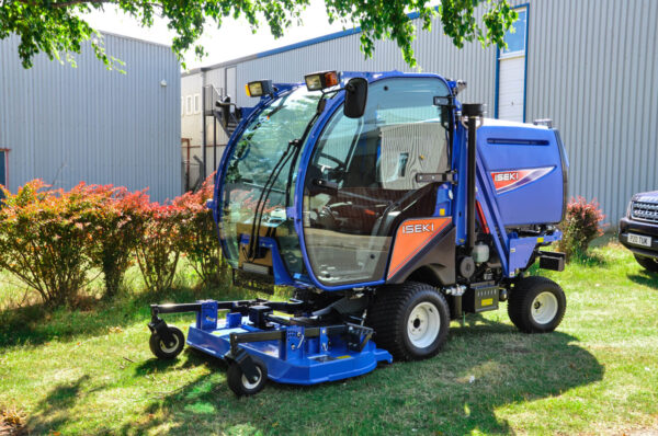 ISEKI SF544 Front Mower - Image 2