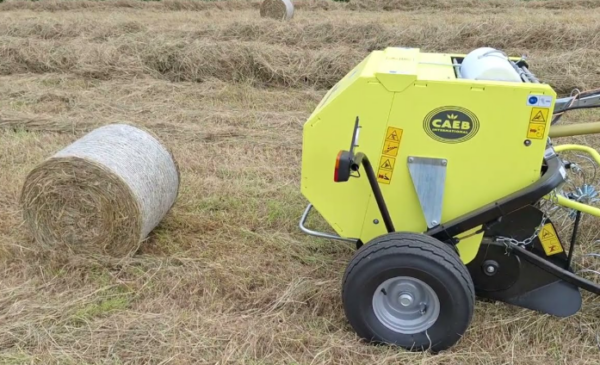 Caeb International MountainPress 550TPL Mini Baler - Image 2