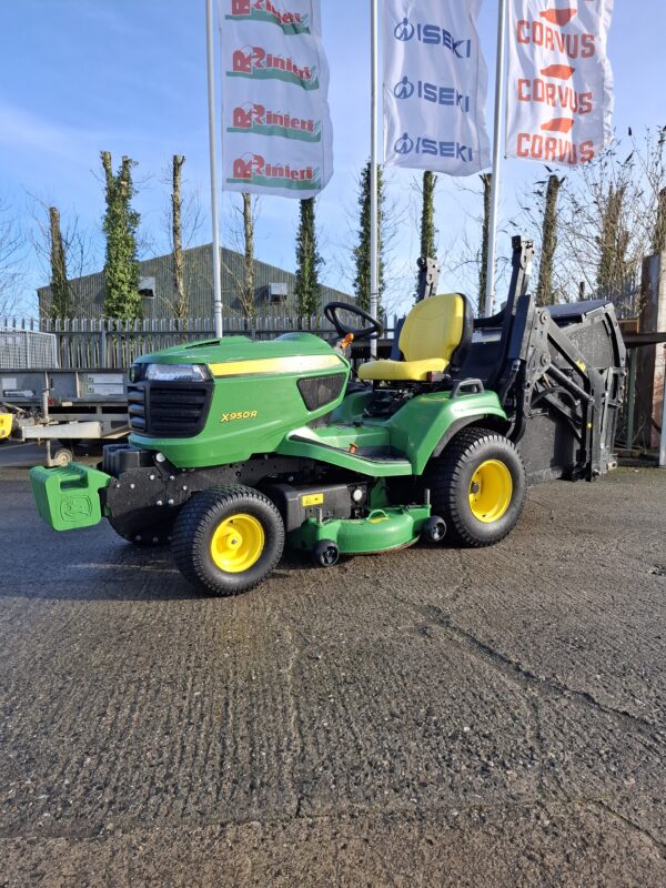John Deere X950R Ride on Mower SOLD - Image 2