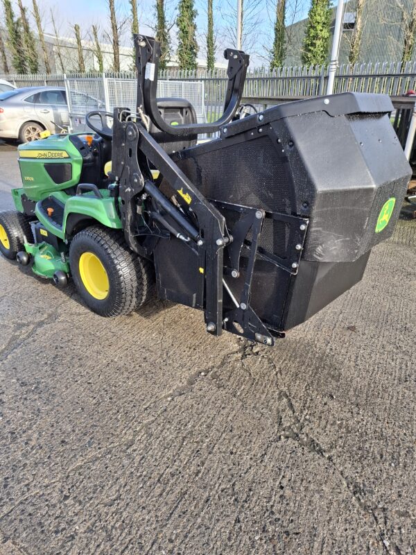 John Deere X950R Ride on Mower SOLD - Image 6