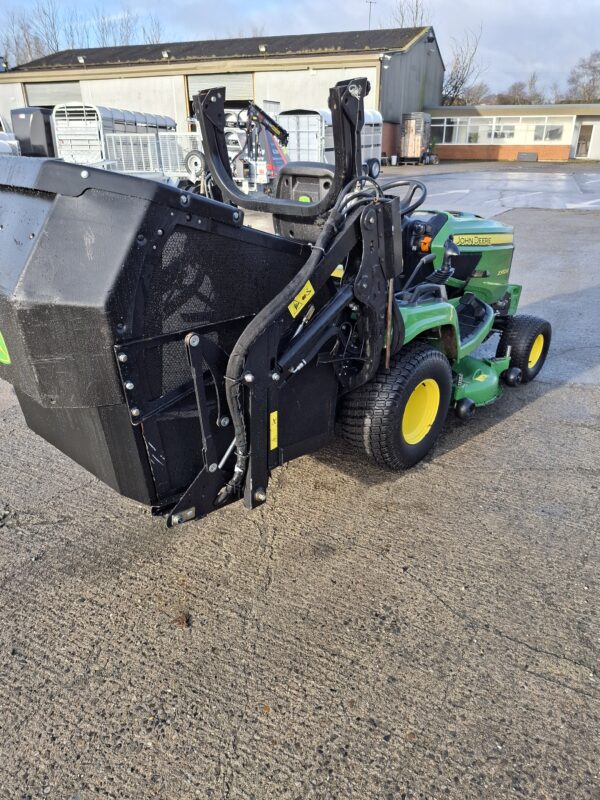John Deere X950R Ride on Mower SOLD - Image 8