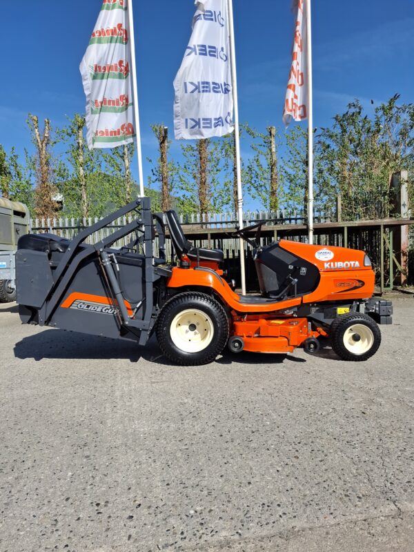 Kubota G21E High Dump Mower - Image 5