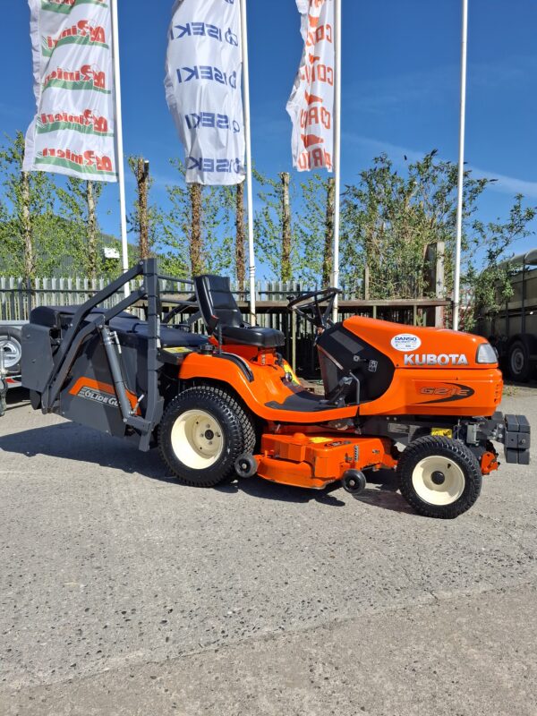 Kubota G21E High Dump Mower - Image 4
