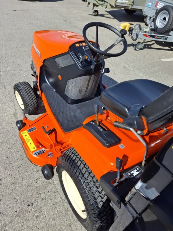 Kubota G21E High Dump Mower - Image 12