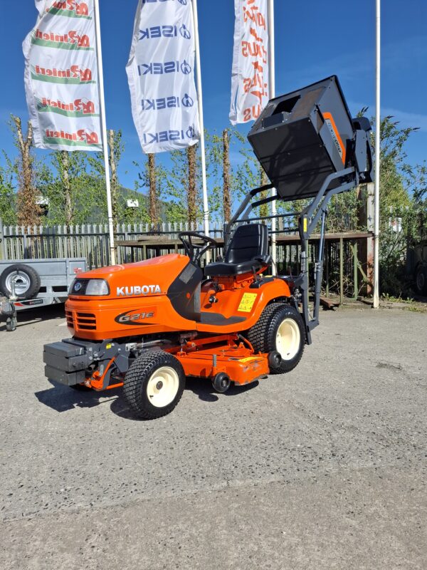 Kubota G21E High Dump Mower - Image 9