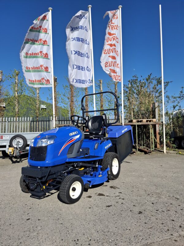 Demo Iseki SXG324 Low Dump Mower - Image 2