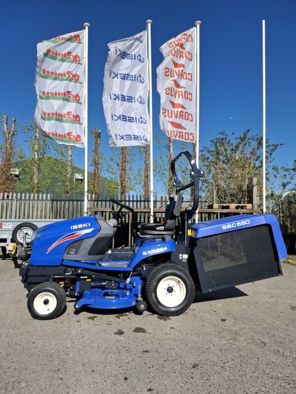 Demo Iseki SXG324 Low Dump Mower - Image 5