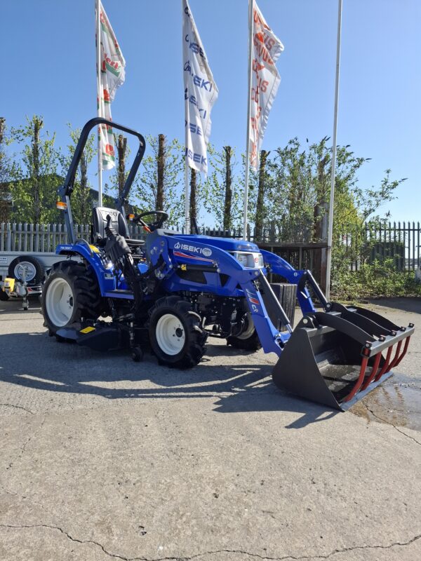 Iseki TM3267 Hydro Compact Tractor & Loader - Image 11