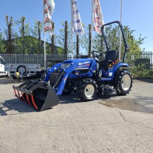 Iseki TM3267 Hydro Compact Tractor & Loader