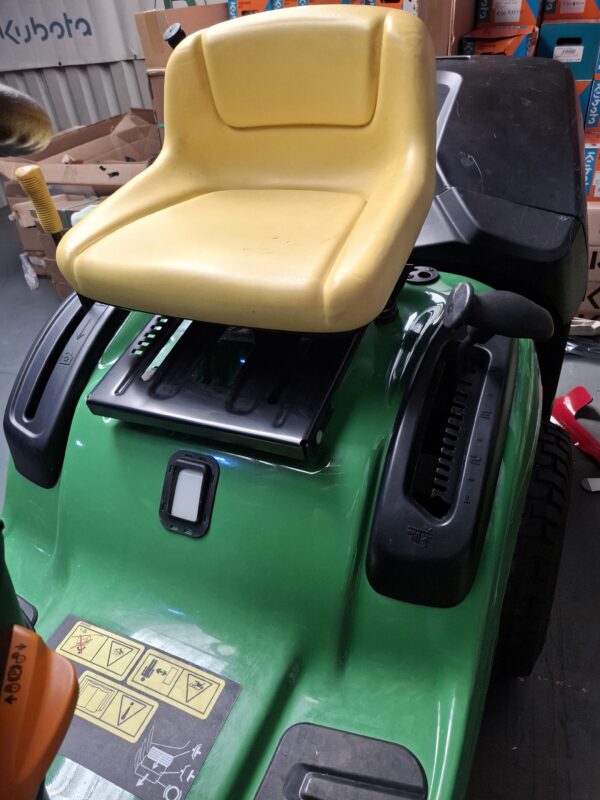 John Deere X116R Mower - Image 5