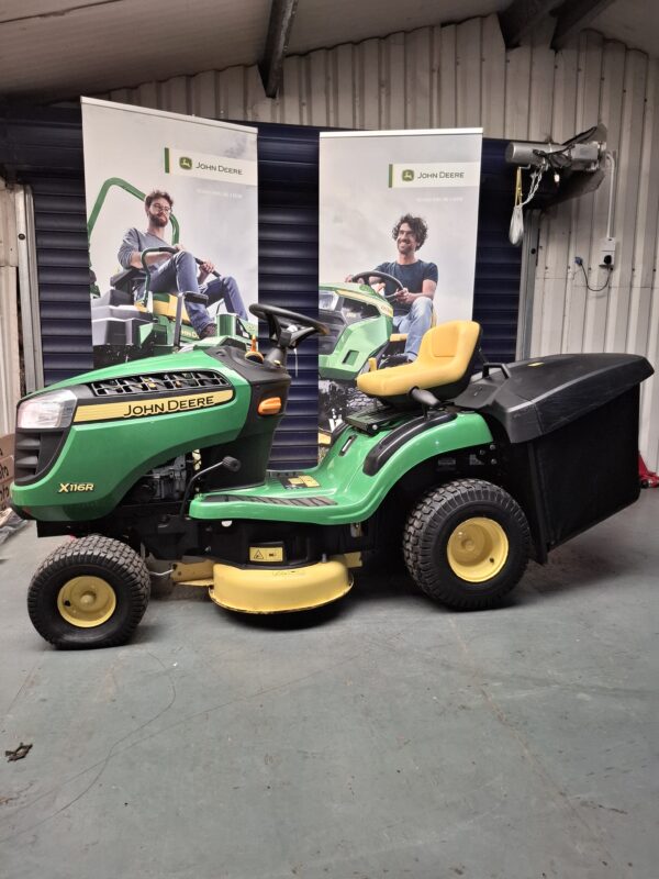 John Deere X116R Mower - Image 10