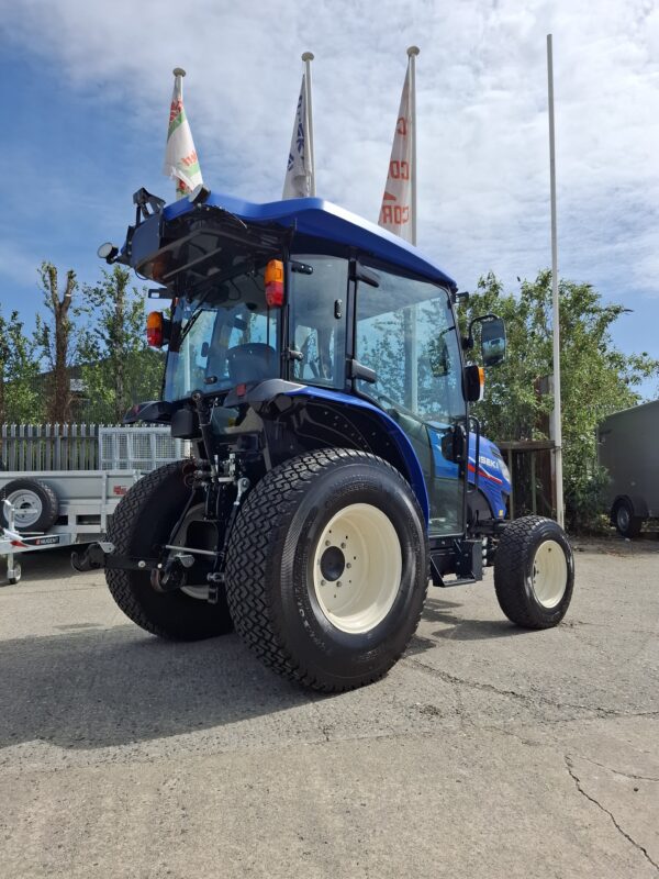 Iseki TG6407 Demo Compact Tractor - Image 6