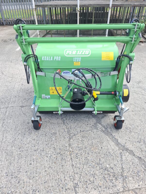 Peruzzo 1200 Flail Collector Mower - Image 8