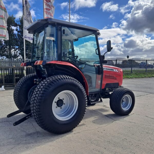 Massey Ferguson 1547 Compact Tractor - Image 12