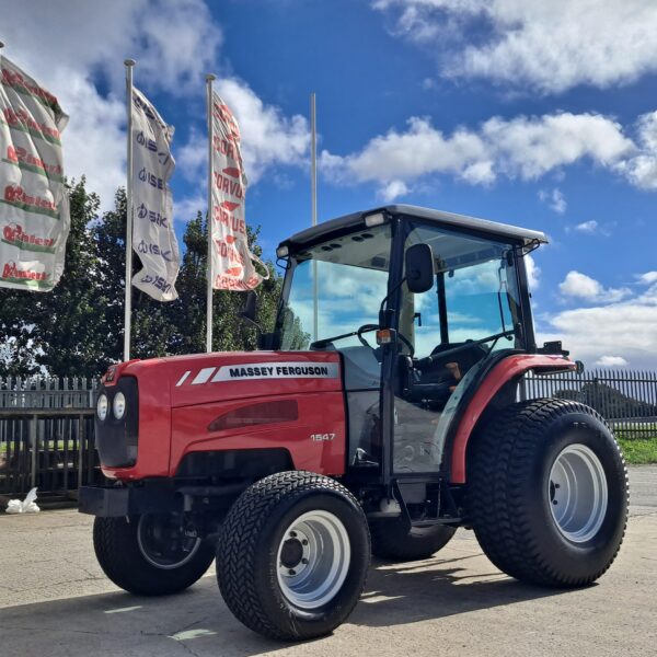 Massey Ferguson 1547 Compact Tractor - Image 11