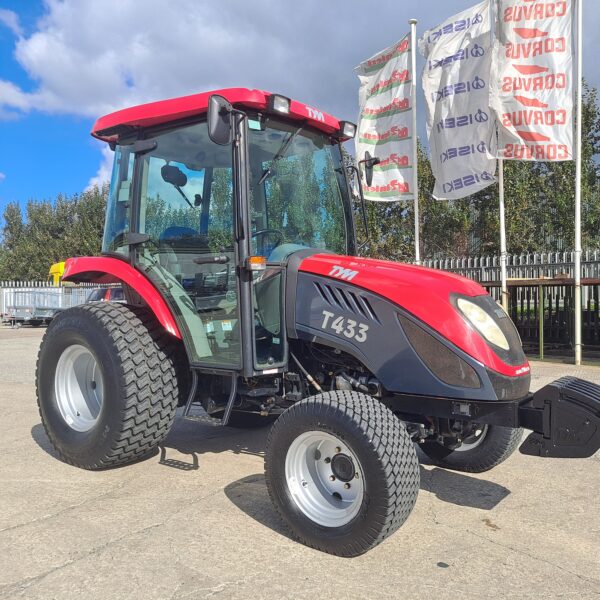 TYM T433 Compact Tractor - Image 6