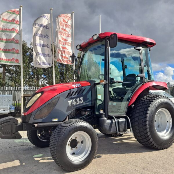 TYM T433 Compact Tractor - Image 19