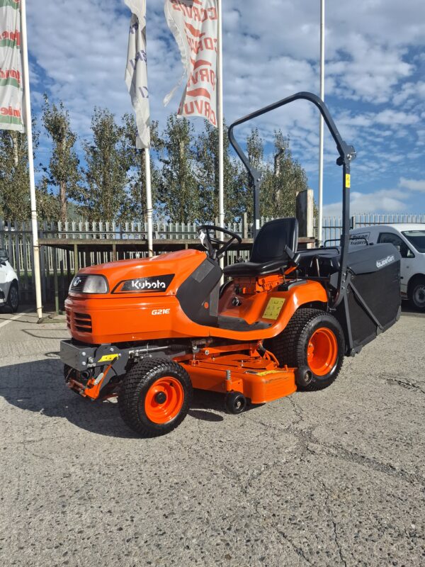 Kubota G21E Low Dump Mower - Image 7