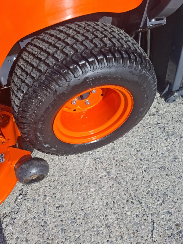 Kubota G21E Low Dump Mower - Image 10