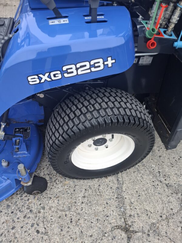 Iseki SXG 323 High Dump Mower - Image 20