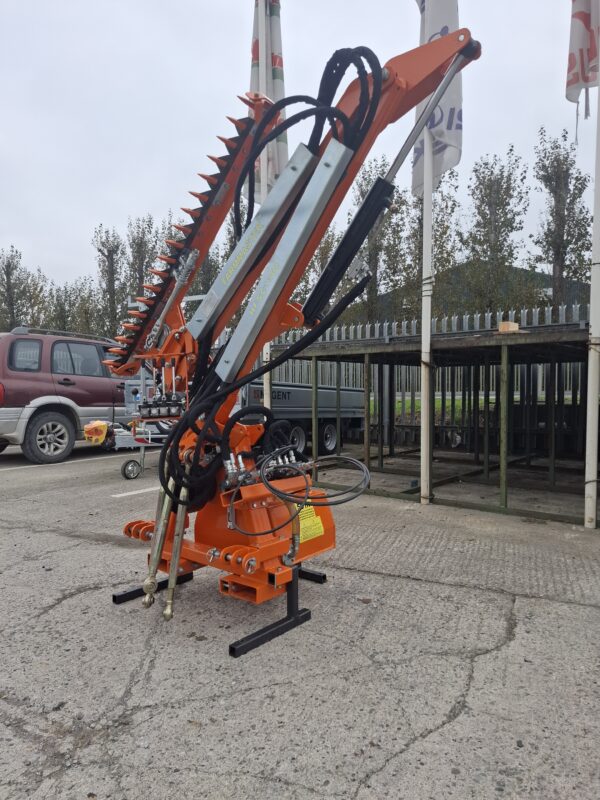 FarmMaster HFSC1300 Used Hedgecutter - Image 13