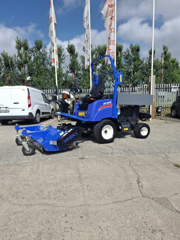 Iseki SF224 Used Out Front Mower With Two Decks - Image 9