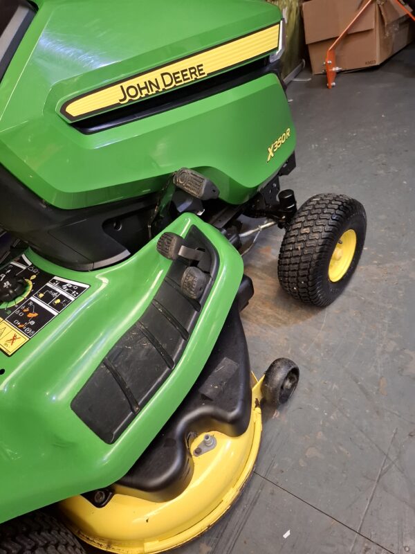 John Deere X350R Mower - Image 13