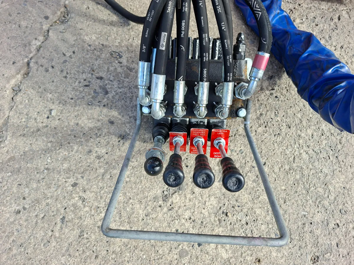 Rinieri BRM 120 finger bar hedge trimmer - Image 3